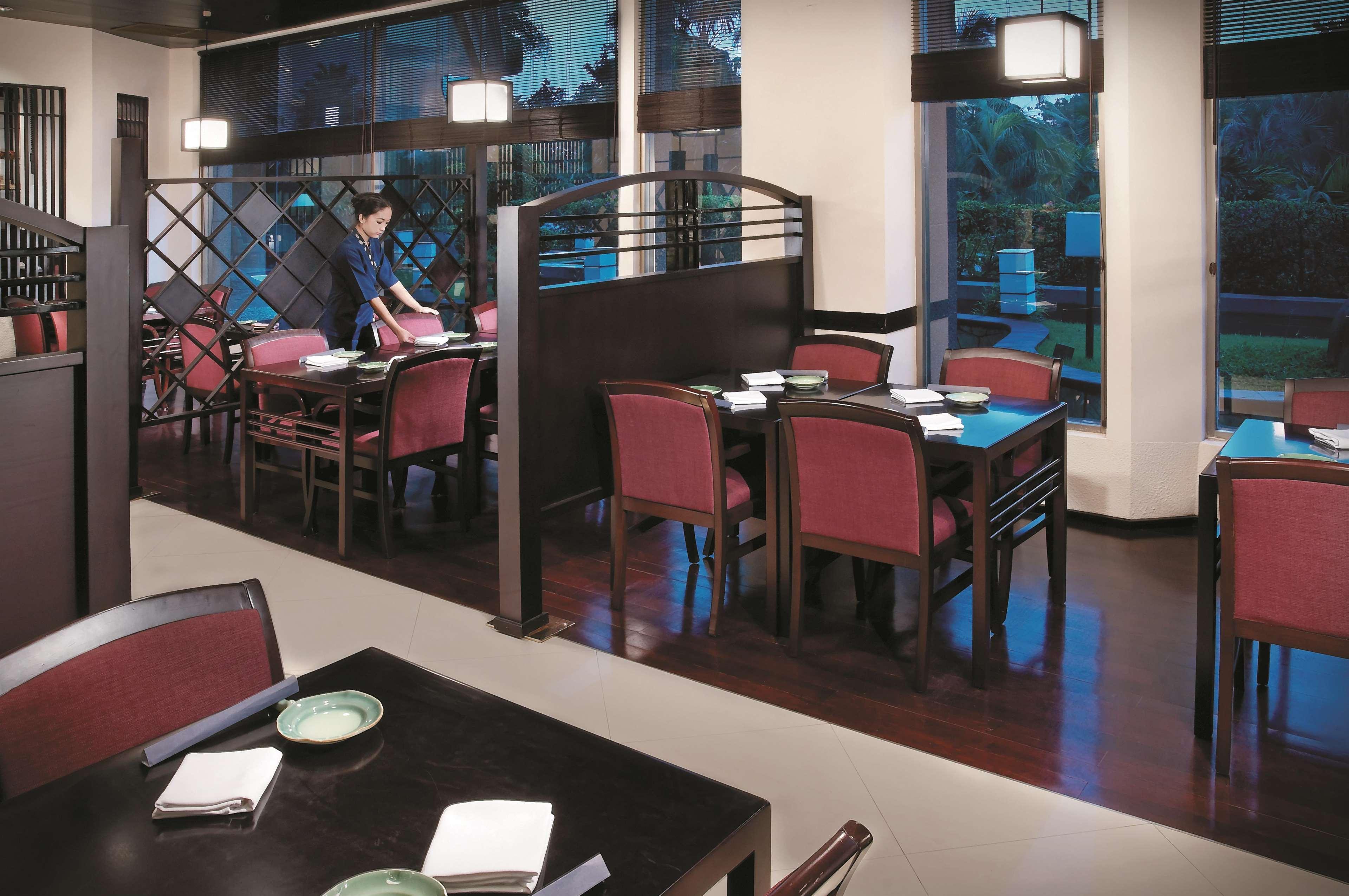 Shangri-La Surabaya Exterior foto