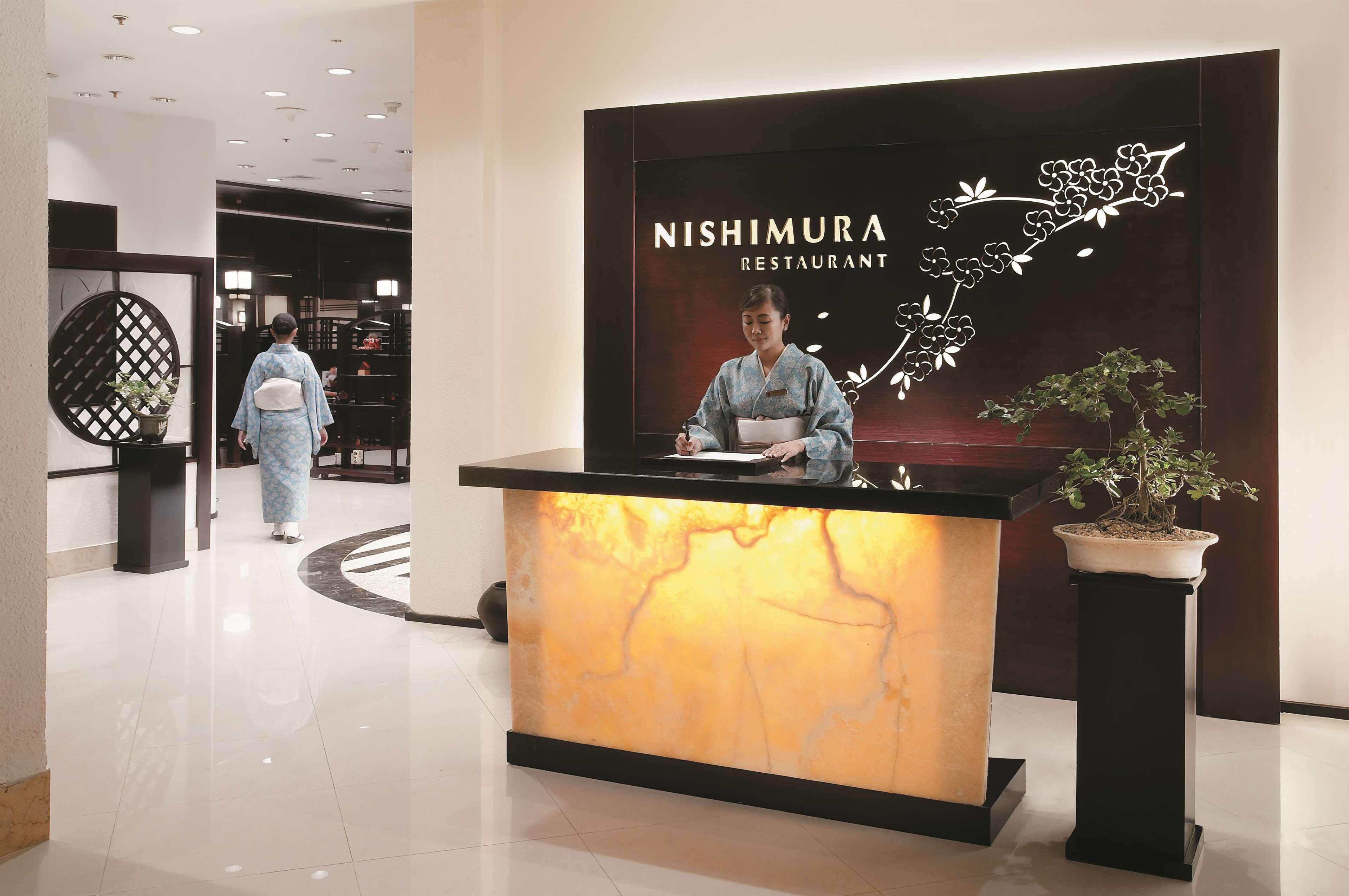 Shangri-La Surabaya Exterior foto