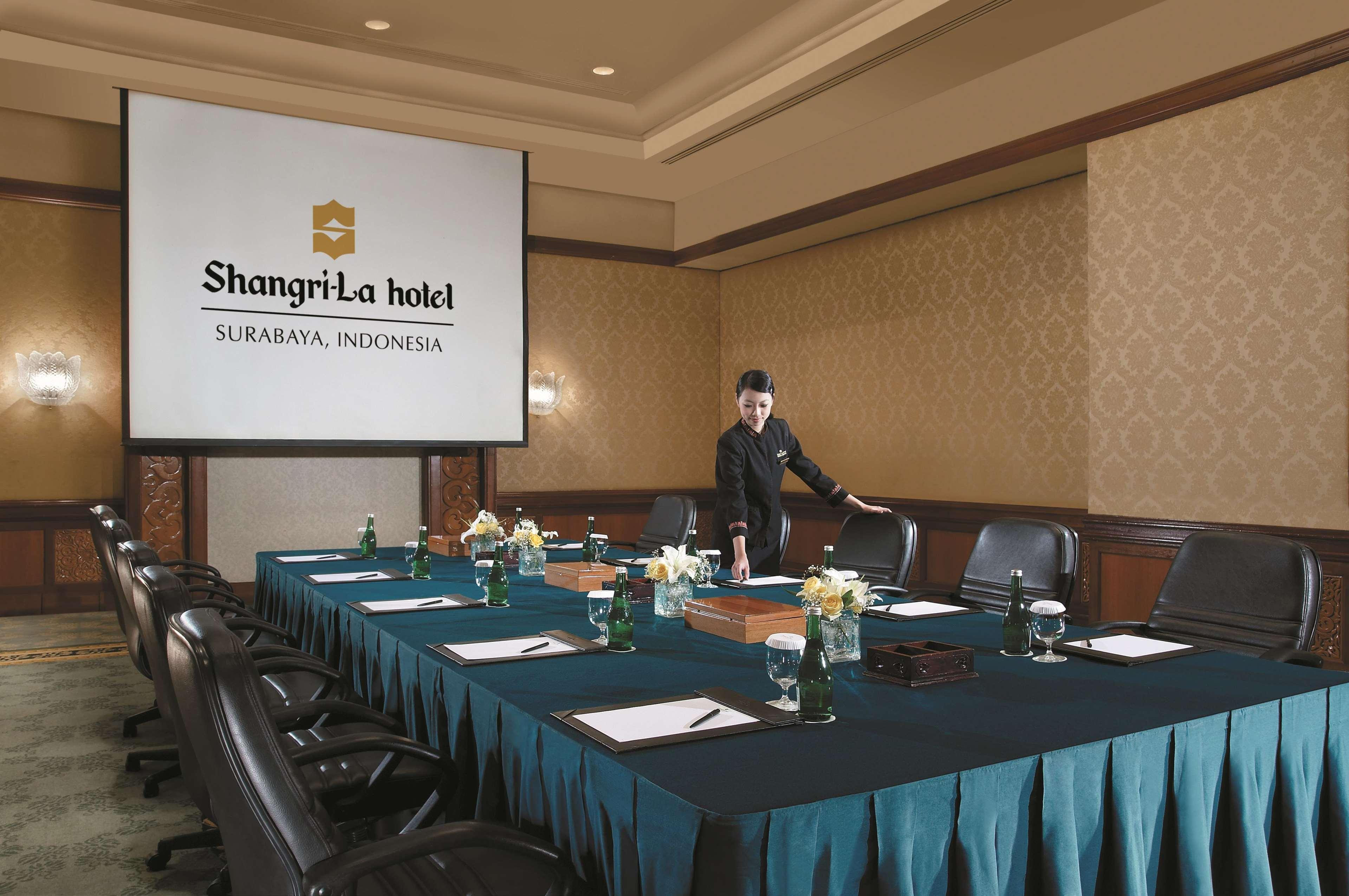 Shangri-La Surabaya Exterior foto