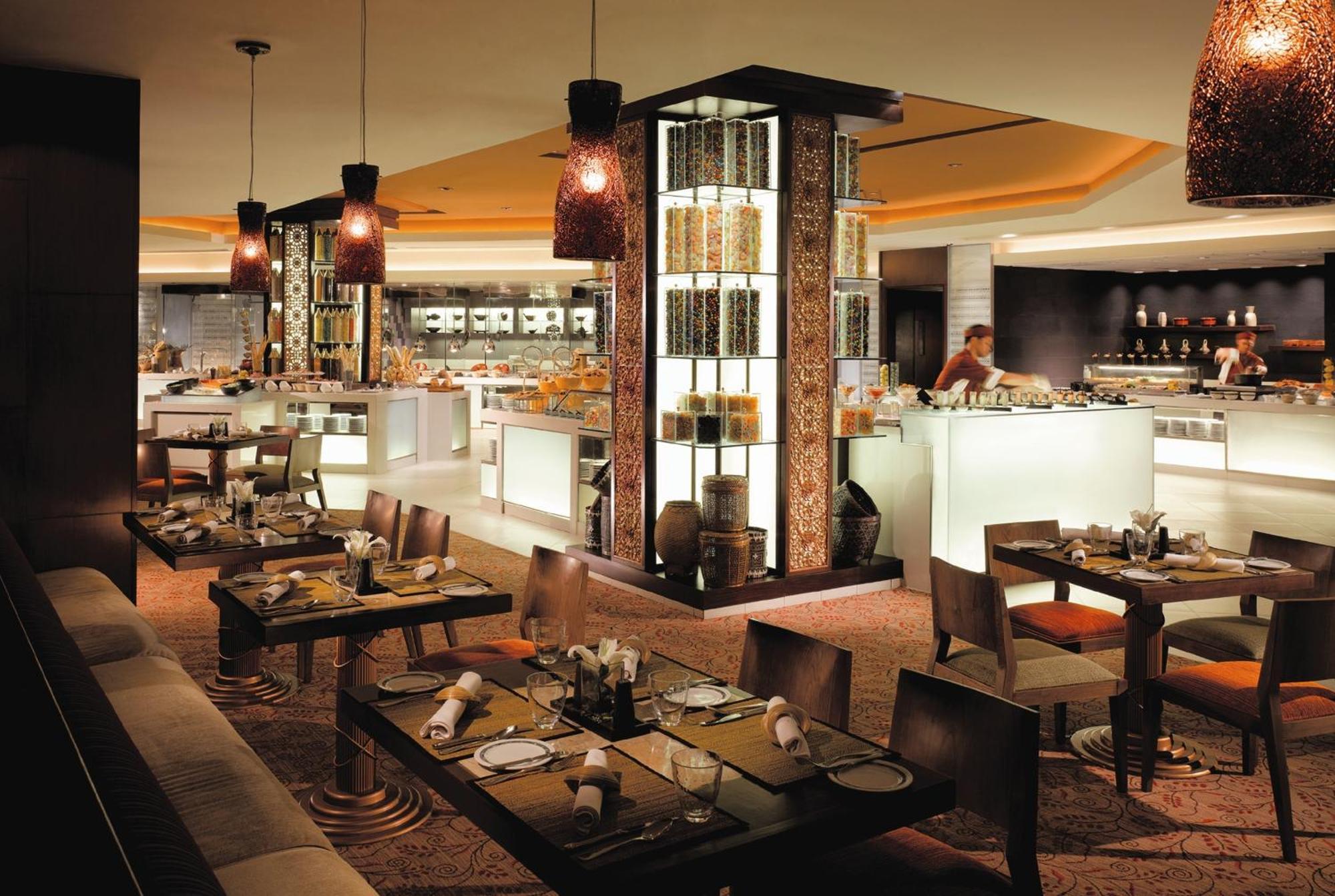 Shangri-La Surabaya Exterior foto
