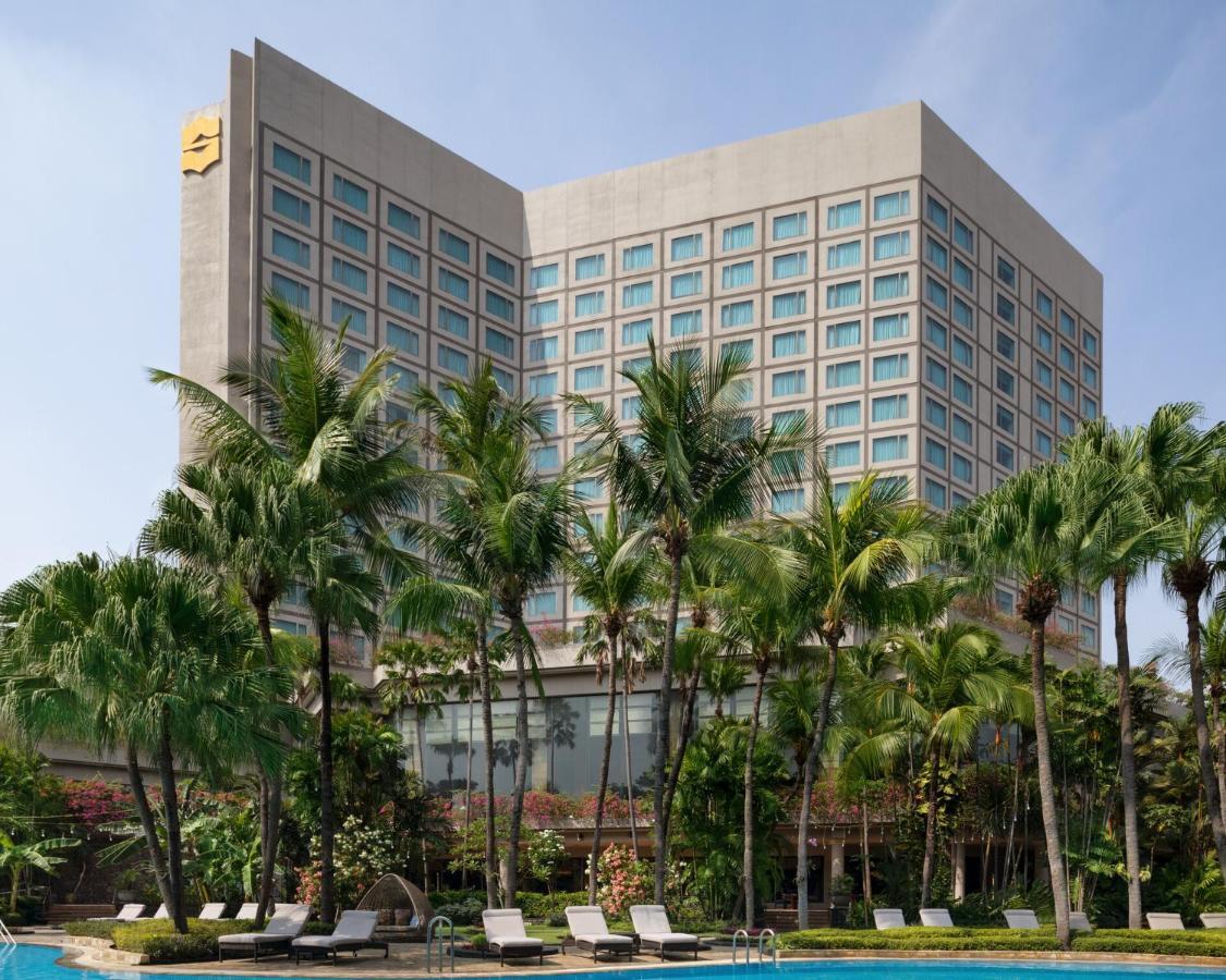 Shangri-La Surabaya Exterior foto